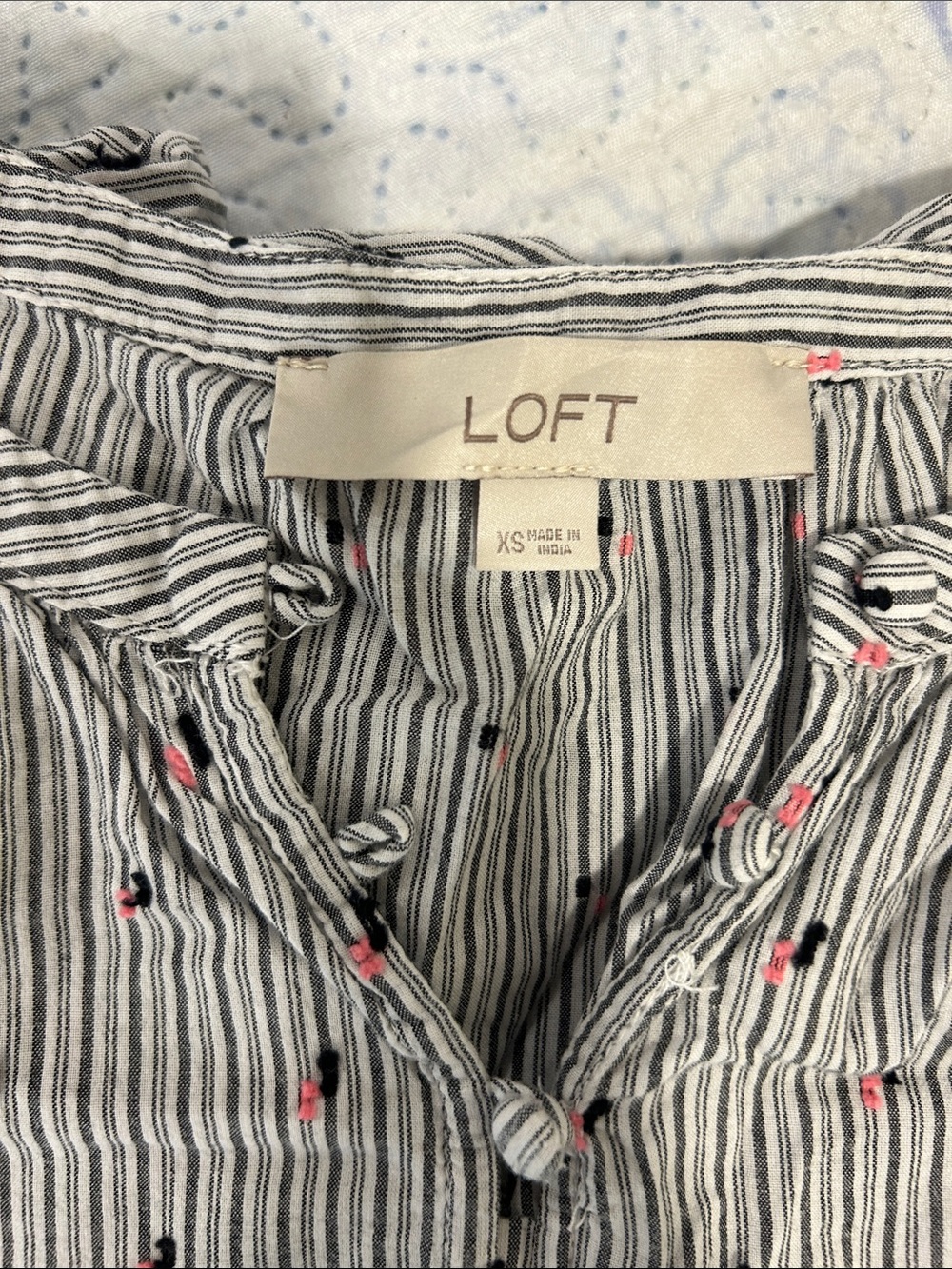 LOFT Blouses - Picture 3 of 3